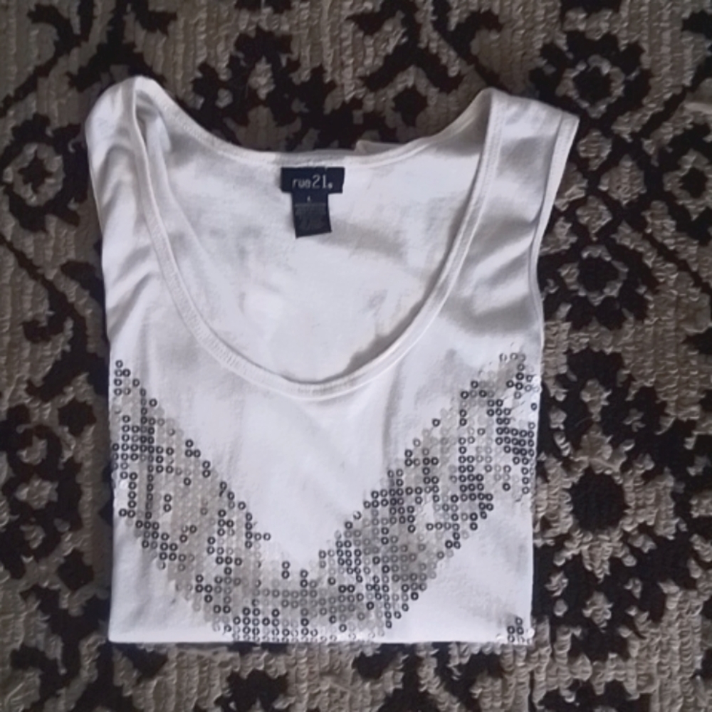 Rue21 women's Large